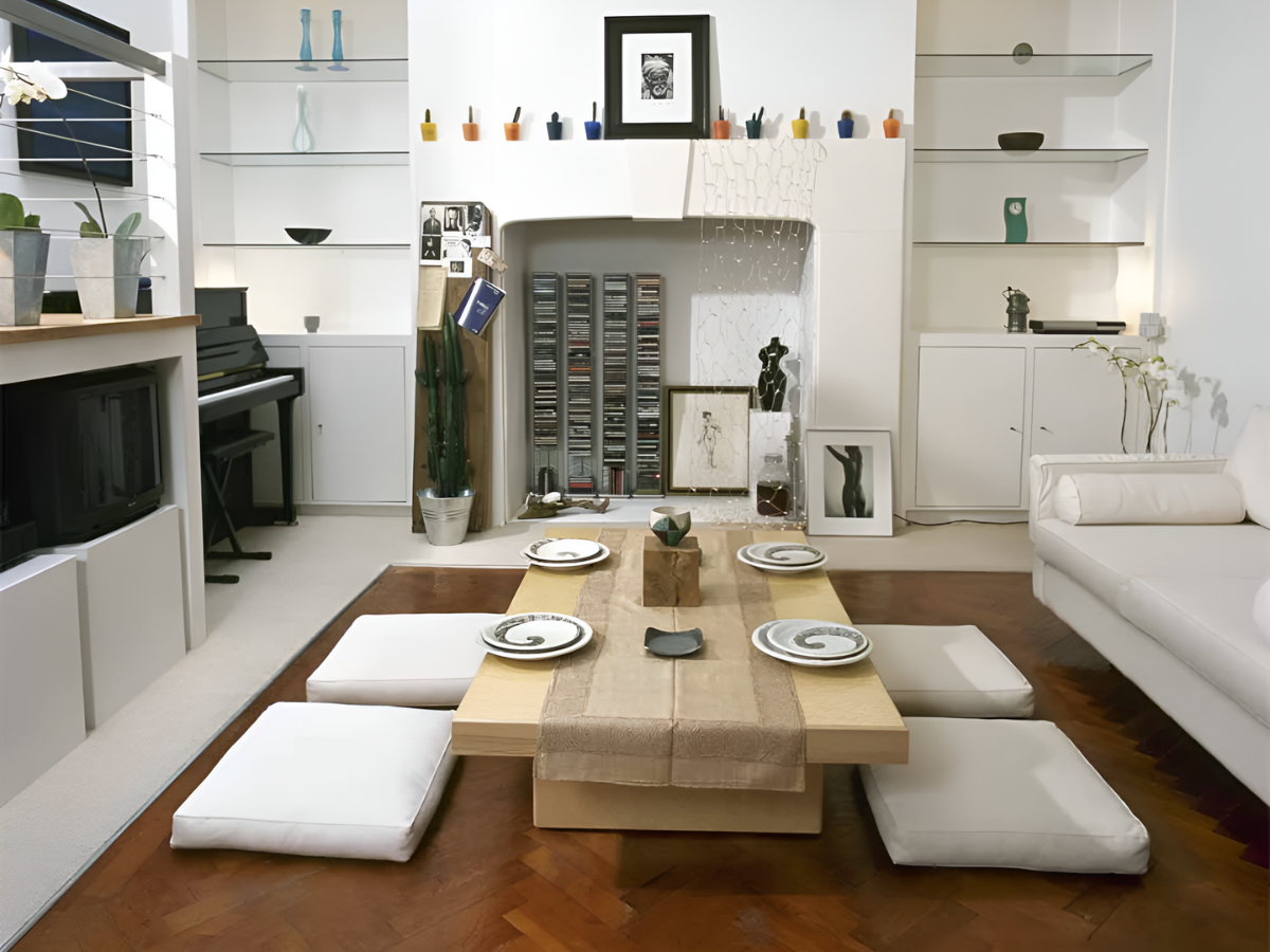 Bộ bàn ăn ngồi bệt kiểu hàn quốc màu sắc tươi sáng (Nguồn ảnh: Forum Da Casa)