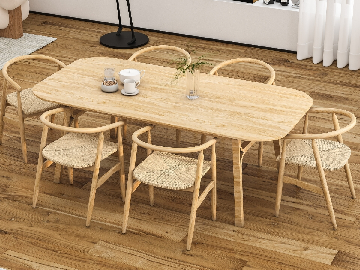 Bàn ăn gỗ thông 6 ghế dáng oval (Nguồn: Sưu tầm)
