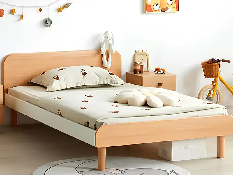 Giường đơn dễ dàng di chuyển, lắp đặt. Giá: 1.2 triệu (Nguồn: Sưu tầm)