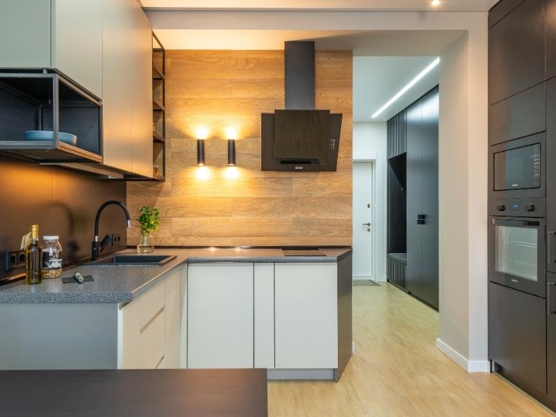 Cách bố trí bếp chữ L giả bằng đồ nội thất độc lập (Nguồn: Sưu tầm)
