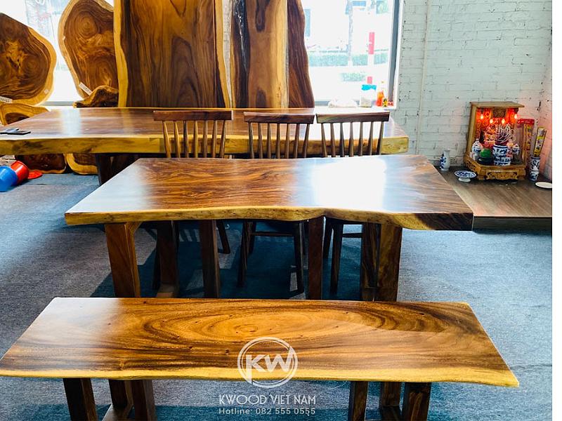 Tại Kwood Việt Nam đa dạng mẫu mã bàn ghế gỗ me tây đẹp, chuẩn với giá thành hợp lý