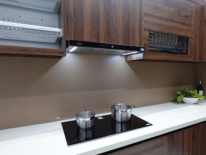 Tùy vào diện tích bếp sẽ được bố trí linh hoạt các thiết bị (Nguồn: Sưu tầm)