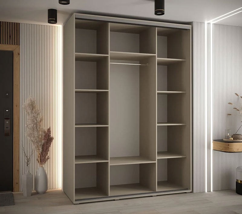 Tủ quần áo cửa trượt có nhiều ngăn và hệ thống ray trượt ở 2 bên đầu (Nguồn: Sưu tầm)