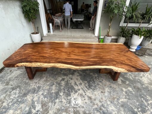 Bàn gỗ me tây nguyên khối dài 3m2 - BMT193