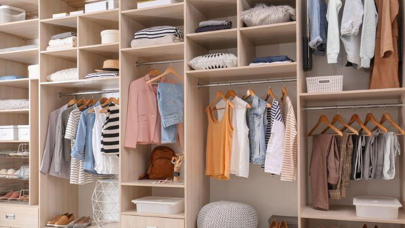 Sử dụng máy hút mùi để tăng hiệu quả diệt gián (Nguồn: Sưu tầm)